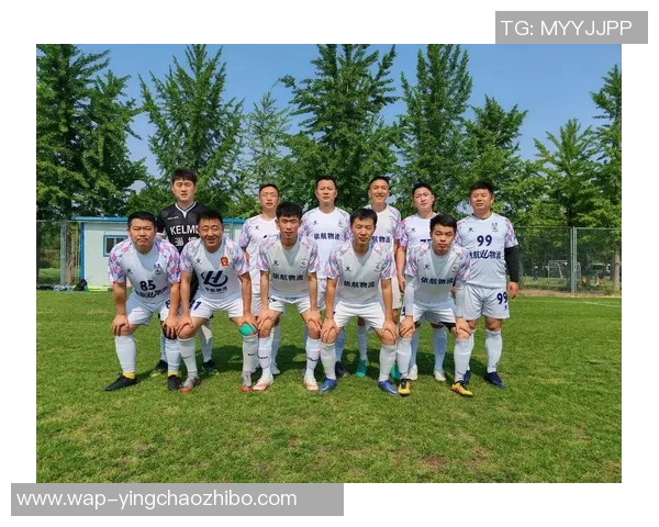 七人制足球的魅力与技巧探讨助力青少年全面发展与团队合作精神培养